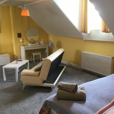 B&B Torwood House