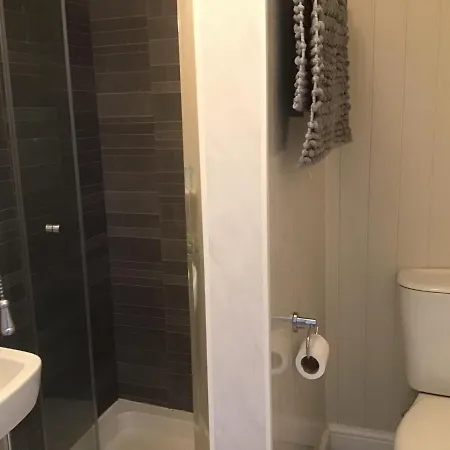 Torwood House B&B 펜젠스