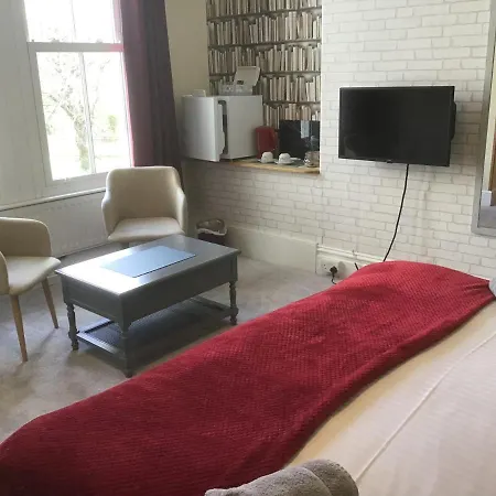 Torwood House B&B 펜젠스