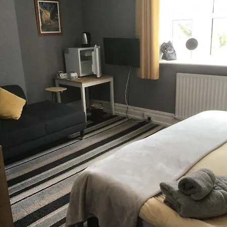 Torwood House B&B 펜젠스